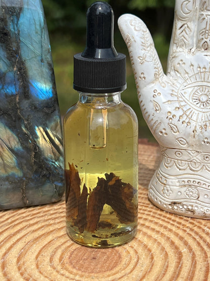 Lightning Struck Wood Oil | Increase Power of Workings Manifestation Protection Transformation Domination Commanding Passion Ritual Spells